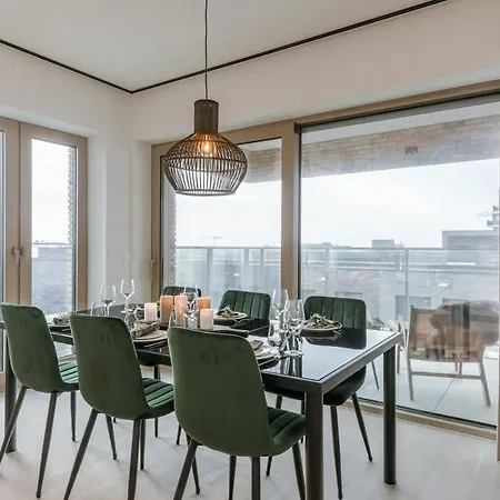 Huswell - Beautiful With Terrace And Parking Holiday home *