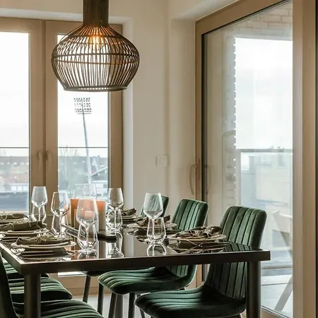 Huswell - Beautiful With Terrace And Parking