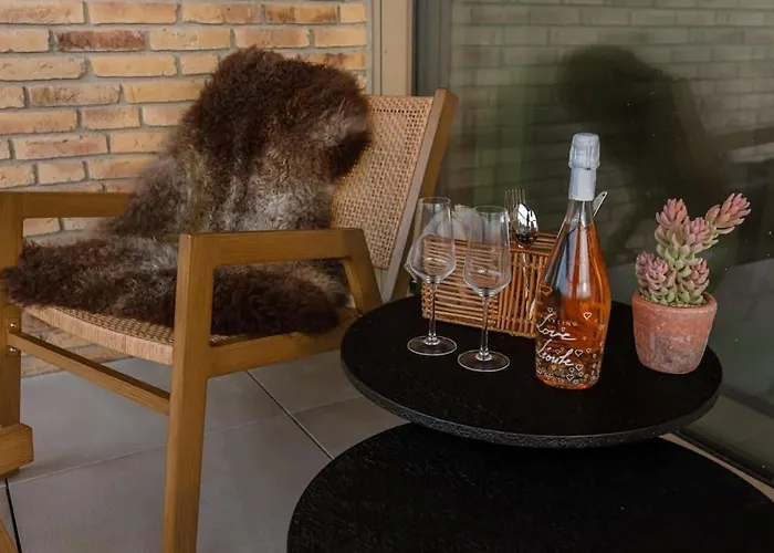 Casiola - Beautiful With Terrace And Parking Appartement